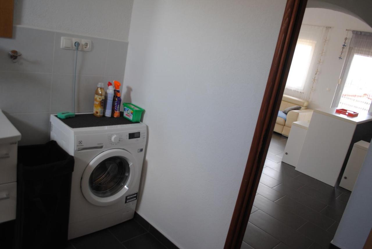 Apartments Vidolma Povljana Ngoại thất bức ảnh