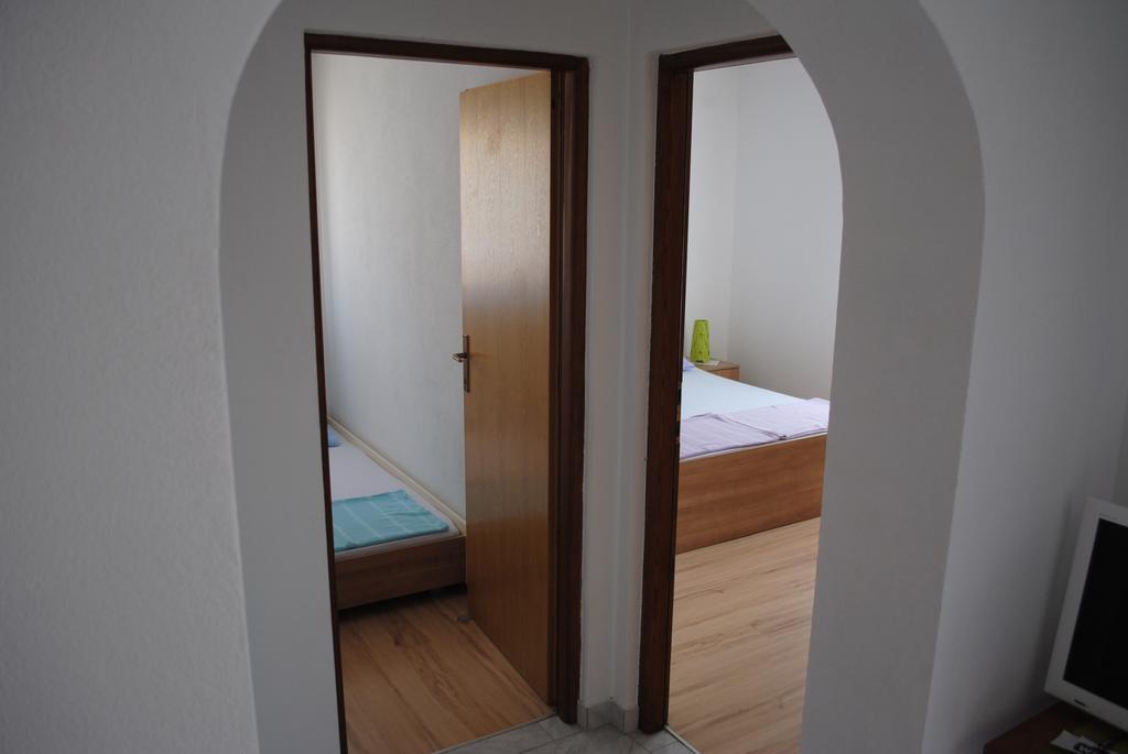 Apartments Vidolma Povljana Ngoại thất bức ảnh