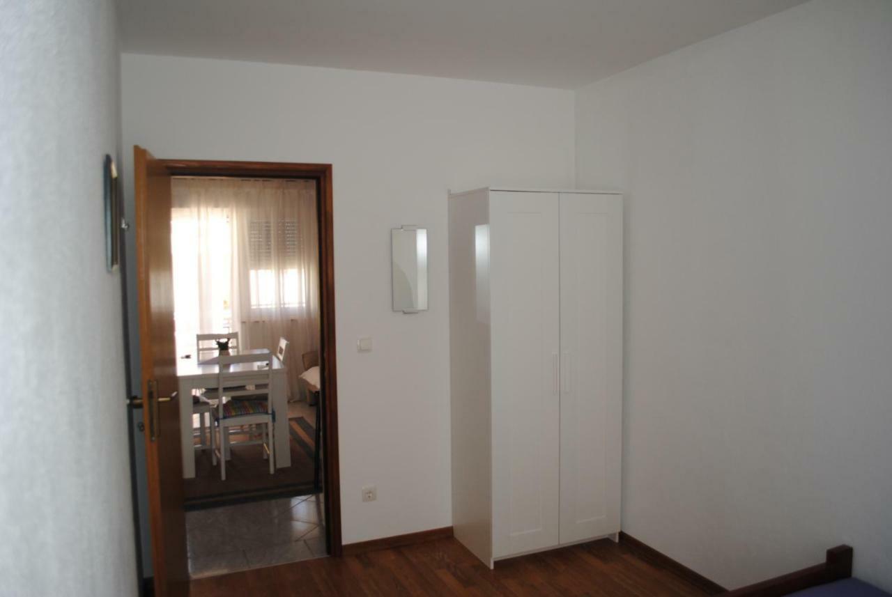 Apartments Vidolma Povljana Ngoại thất bức ảnh