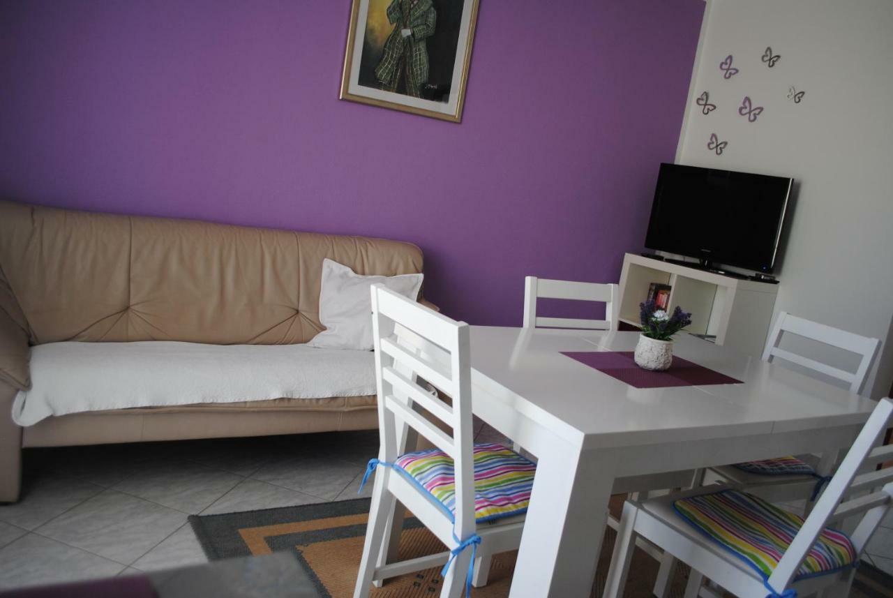 Apartments Vidolma Povljana Ngoại thất bức ảnh
